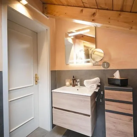 Holiday House Die 12 With Sauna * Hohenpeißenberg